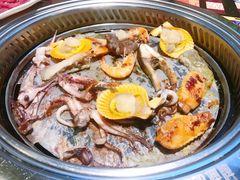 -领鲜活海鲜榴莲自助火锅(东门店)