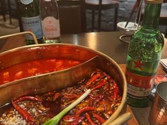 赤火锅锅底-赤RedBowl川锅·炙烤·板前(北京瑰丽酒店)