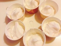 冰激凌-巴特餐饮6加1音乐餐吧·新疆菜