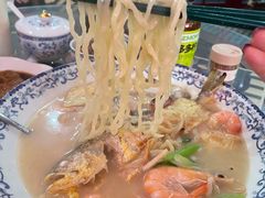 -霆记海鲜·只为这碗面(滨江店)