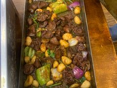 -老东镇啤酒屋海鲜加工·蒸汽海鲜·海鲜烧烤(台东店)