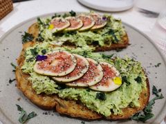 无花果手撕鸡肉tapas-Toris(LuOne凯德晶萃广场店)
