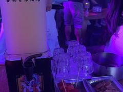 -喜鹊音乐酒馆(西街店)