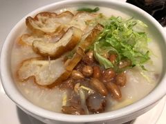 荔湾艇仔粥-虾饺妹·酒家(金碧店)