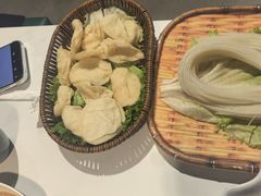 -椰子湾·海南火锅·糟粕醋·椰子鸡(正大广场店)