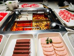 -海底捞火锅鲜切牛肉主题店(长寿路店)