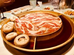 -猪啊牛呀羊啊铜盘烤肉(正大广场店)