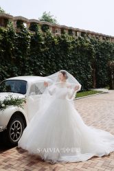 -雪中彩影婚纱摄影·微光艺术中心