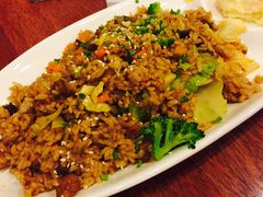 -玛格萝妮比萨屋(四平店)