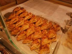 -滋府糕点(学府凯德店)
