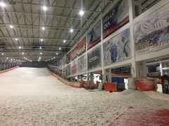-乔波室内滑雪场