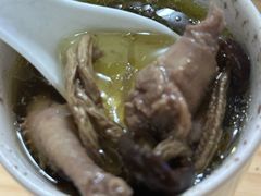 鸽子罐-广达眼镜炖罐(广达店)