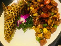 掌中宝-红钳侠小龙虾·烧烤(中赢康康谷店)