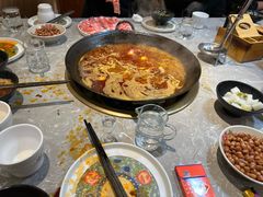 -沸炉重庆老火锅(军事博物馆店)