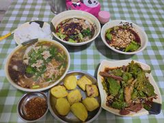 -余庆小吃(小吃一条街店)