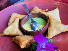 缅式羊肉三角饼-花马天堂云南餐厅 Lost Heaven(外滩店)