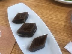 松子拉糕-老苏州芳和园茶酒楼  传统苏帮菜(观前店)