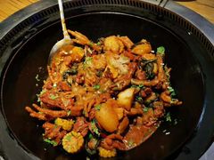 -山河屯铁锅炖(哈西站店)