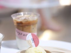 -HUGS coffee(东区店)