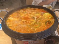 -WOW LUCKY创意韩料(龙阳广场店)