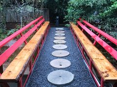 -乐领拈花溪·林涧食韵