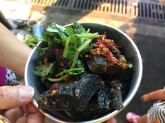 -黑色经典臭豆腐·湖南特产(步行街店)