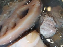 瓦罐莲藕排骨汤-西江美食舫·江西菜(健德桥店)