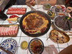 -旧街市鲜货老火锅(大光路店)