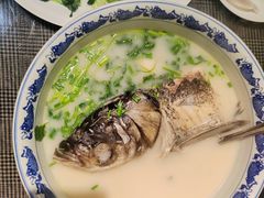 -南京金牛湖巨碗鱼头