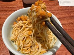 -裕兴记•蟹黄面馆(人民广场店)