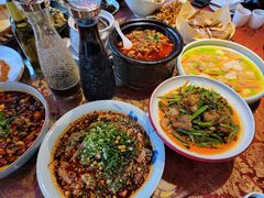 -万重锦·人文川菜馆(骡马市店)