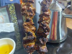 -烤肉小伙烤肉店