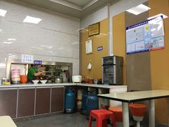 -晏家生料王(民主路店)