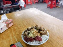 -正宗牛奇排骨饭(第一分店)