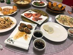 -宾朋海鲜特色美食餐厅·纯手工鲅鱼水饺(兴海路店)