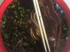 -小龙大肉面馆