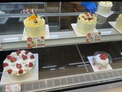 -花花卷卷·鲜食蛋糕(静安久光百货店)