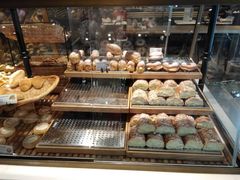 -巴黎贝甜(大宁国际商业广场店)
