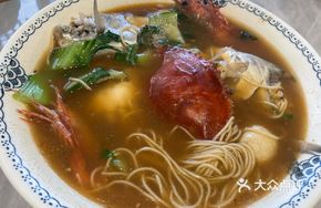 Swimming Crab and Pomfret Noodles