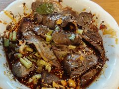 香辣拌牛肉-曾牛肉