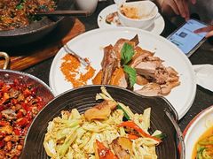 -万重锦·人文川菜馆(骡马市店)