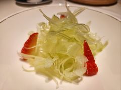 醋拌西芹芯-炳胜私厨(万象前海店)