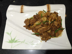 爆炒腰花-闫府私房菜·百年鲁菜(恒隆店)