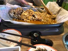 -川渝窈妹纸包鱼·齐齐哈尔烤肉