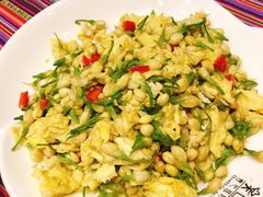 -香巴拉云南餐厅(华莱坞店)