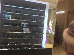 -宝岛眼镜(群光广场店)