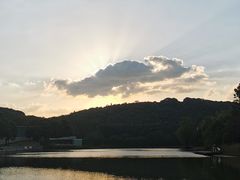 -上海佘山世茂艾美酒店