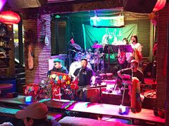 -江湖酒吧(老外滩店)