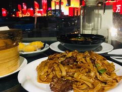 干炒牛河-頂好酒家·经典粤菜(海信广场店)