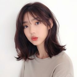 -丝语萱形象